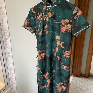 Chinese traditional dress - qi pao